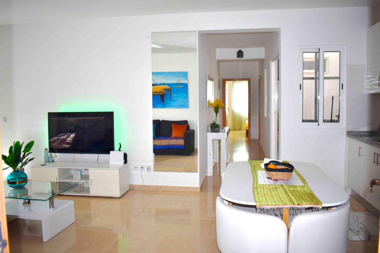 Taninho Apartment Santa Maria Bagian luar foto