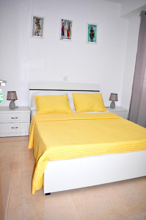 Taninho Apartment Santa Maria Bagian luar foto