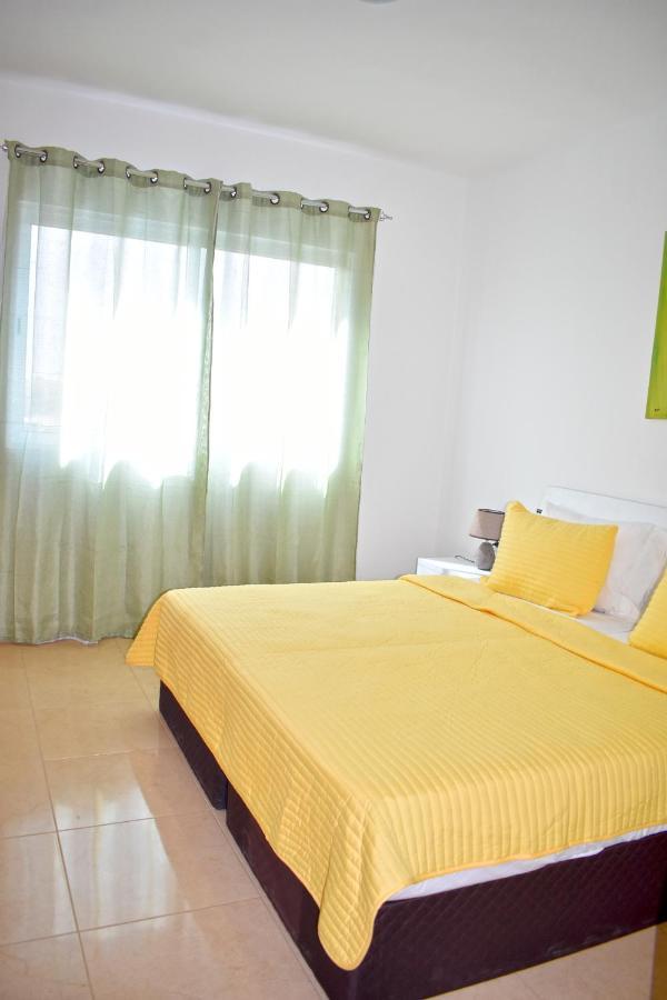 Taninho Apartment Santa Maria Bagian luar foto